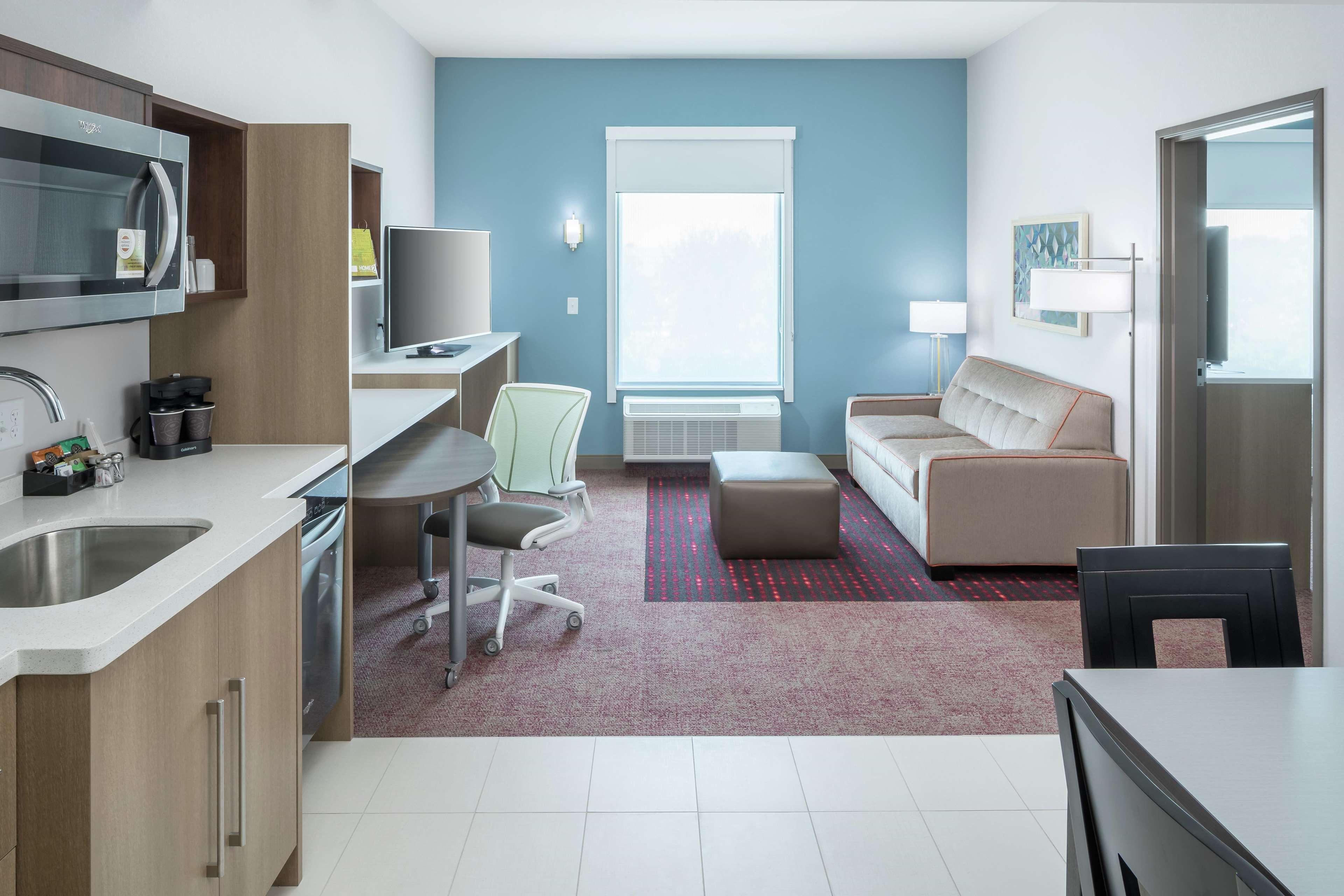 Home2 Suites By Hilton Orlando Airport מראה חיצוני תמונה