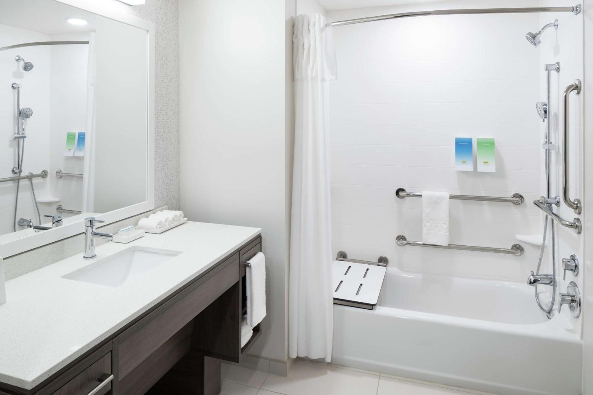 Home2 Suites By Hilton Orlando Airport מראה חיצוני תמונה