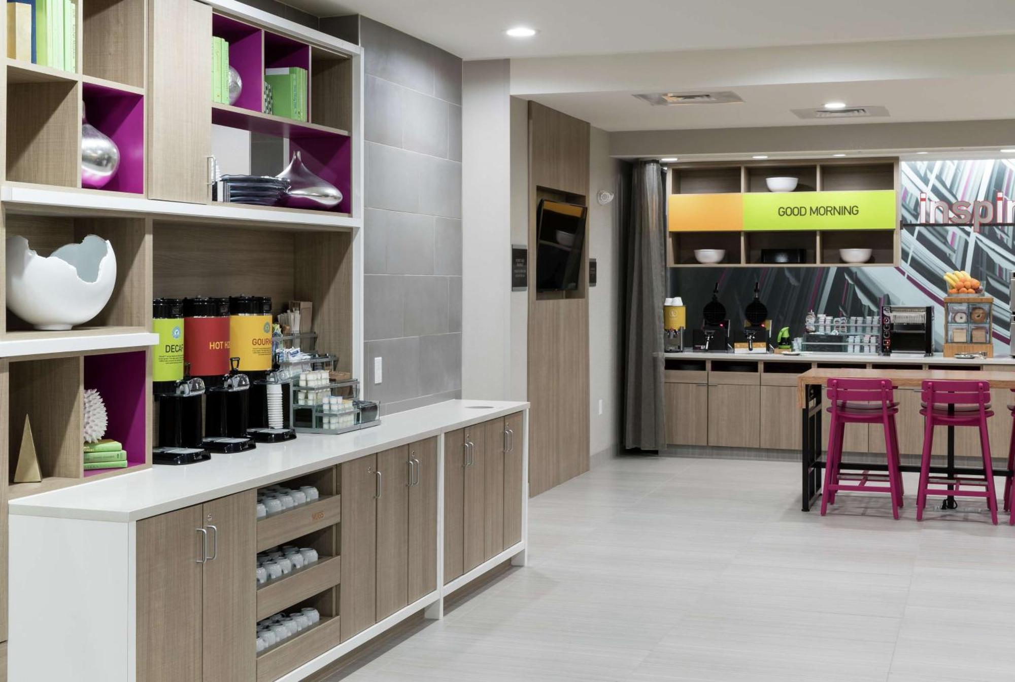 Home2 Suites By Hilton Orlando Airport מראה חיצוני תמונה